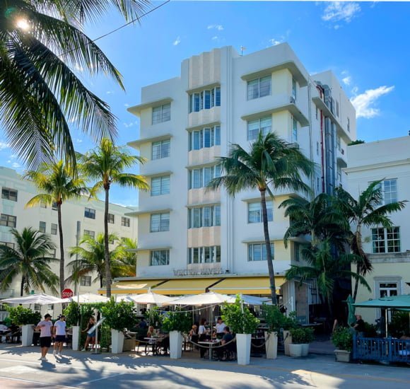 Winter Haven Hotel eyebrow windows, ziggurat roof, design in three on South Beach Miami